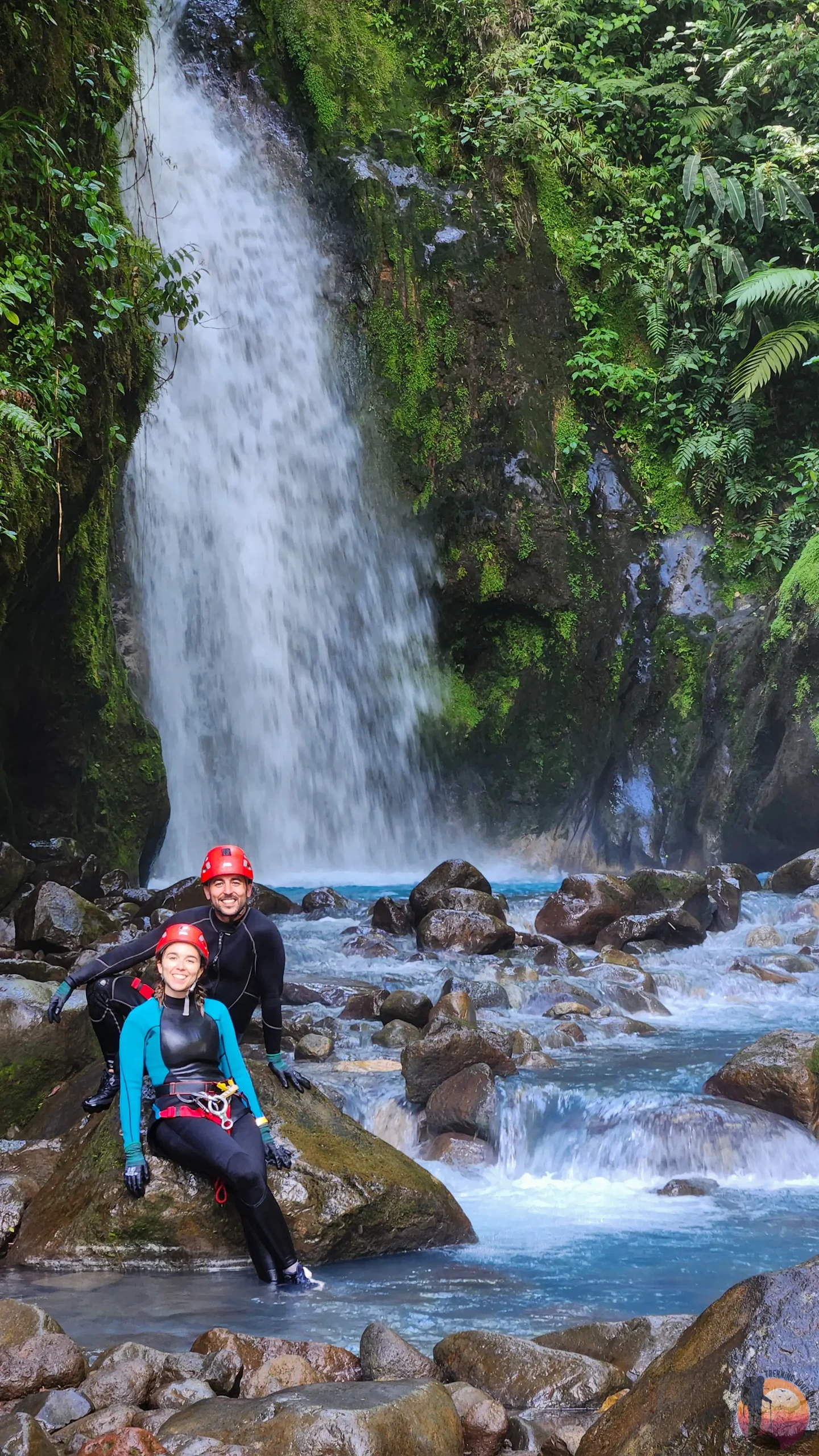 Canyoning waterfall rappel at Gata Media, Bajos del Toro