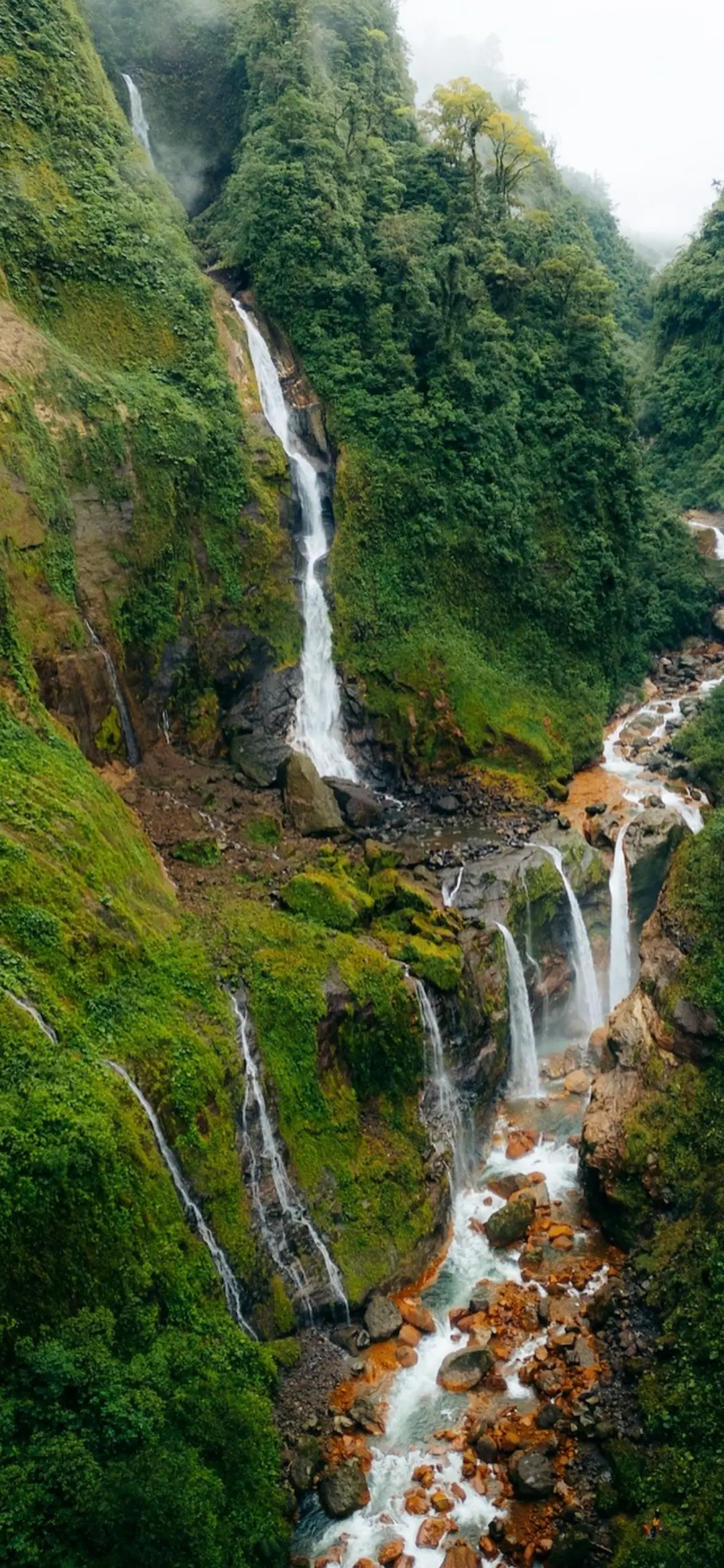 Waterfall trekking in Costa Rica